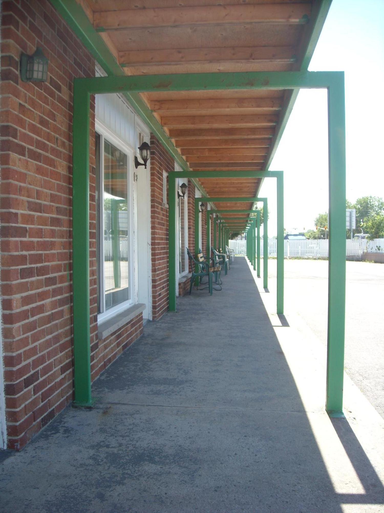 Motel Montreal Notre-Dame-de-l'Ile-Perrot エクステリア 写真