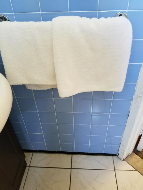 Motel Montreal Notre-Dame-de-l'Ile-Perrot エクステリア 写真